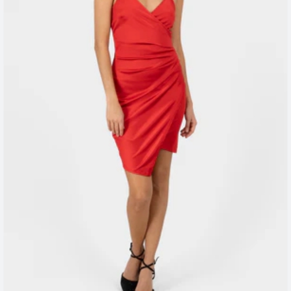 B. Darling Red V-neck Mini Side Ruched Cocktail Dress Size 11/12• - Picture 3 of 7